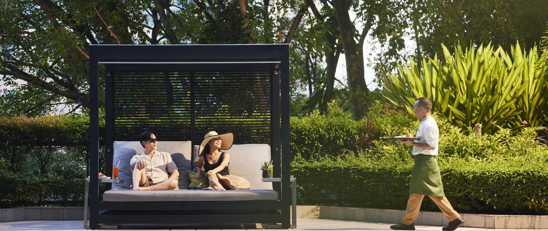 Four Seasons Singapore Keeps Michelin Key for Second Year