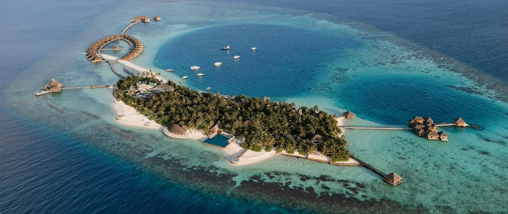 Huvafen Fushi: An Underwater Spa and Private-Island Yacht Escape