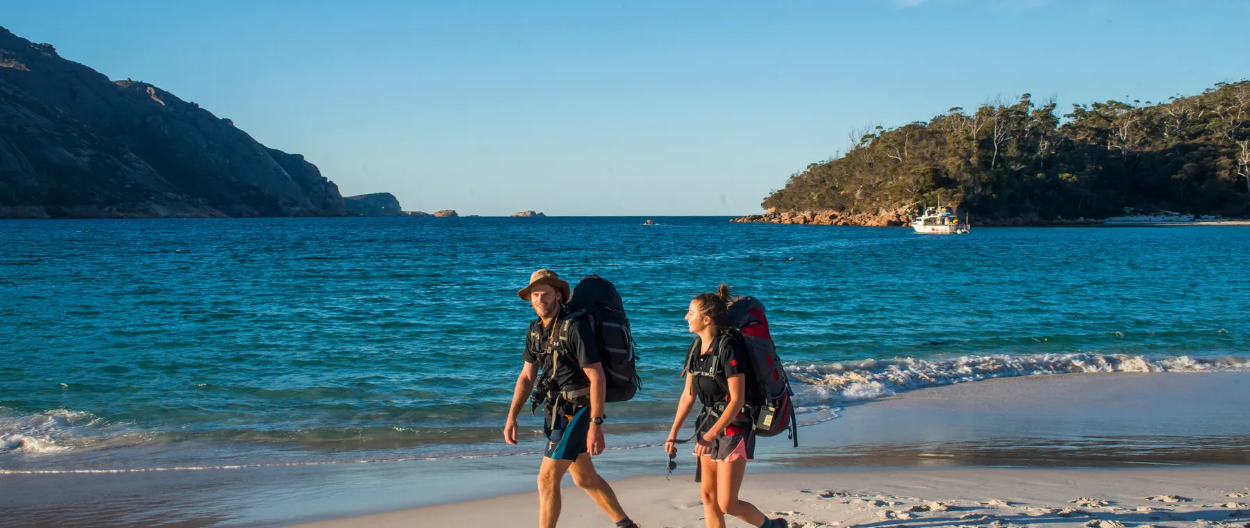 Freycinet by Luxury Yacht: Wineglass Bay, Schouten Passage and Tasmania