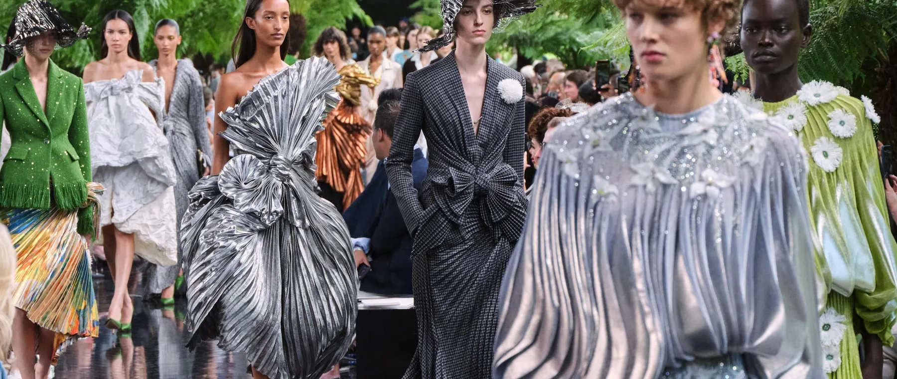 Dior Turns Sculpture Into Fall/Winter 2026–2027 Haute Couture