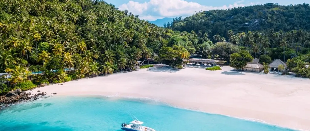 North Island Seychelles: Eleven Villas and a Conservation-Led Escape