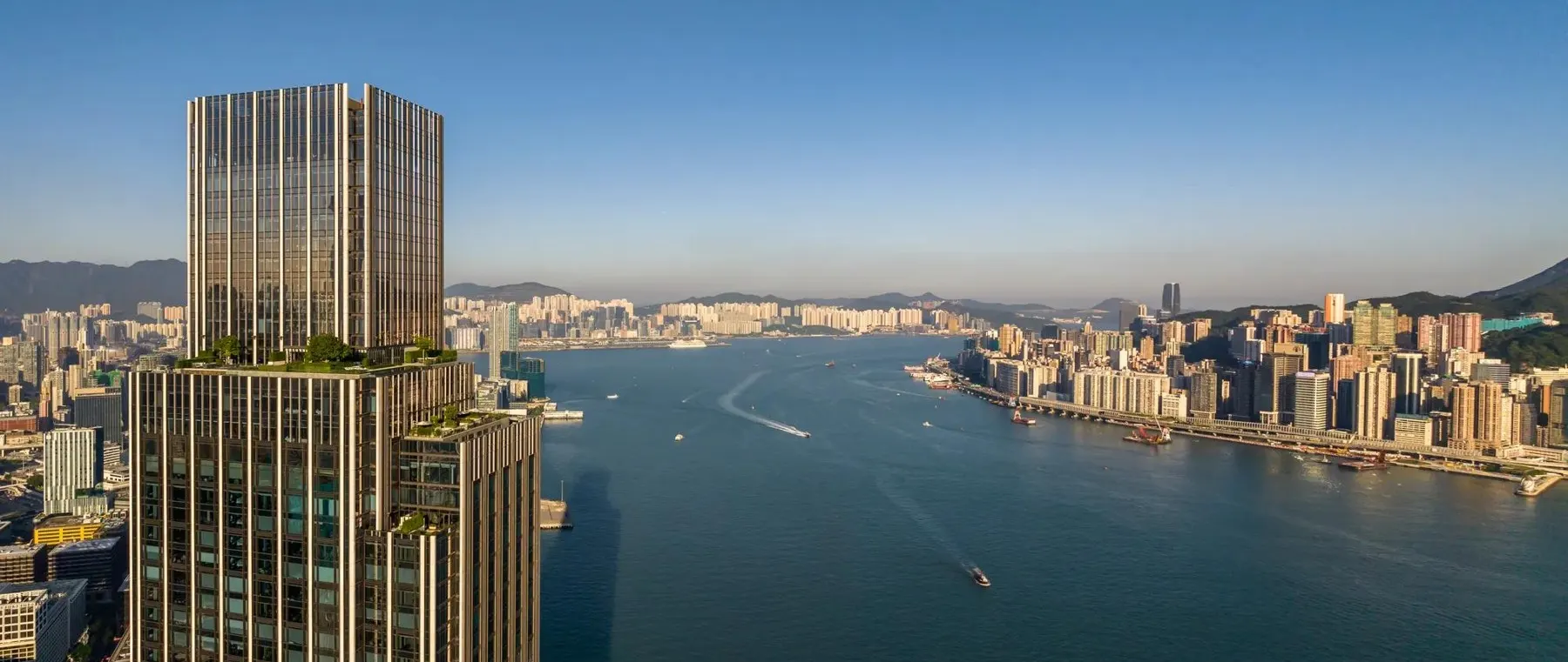 Rosewood Hong Kong Turns Victoria Harbour Views into a City Retreat