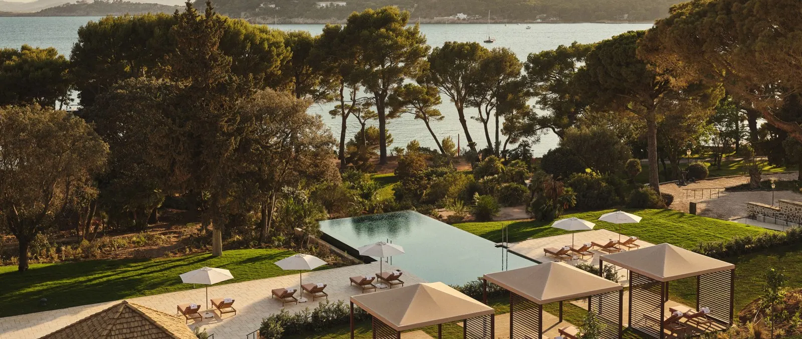 Four Seasons Formentor Earns Two Michelin Keys in Mallorca