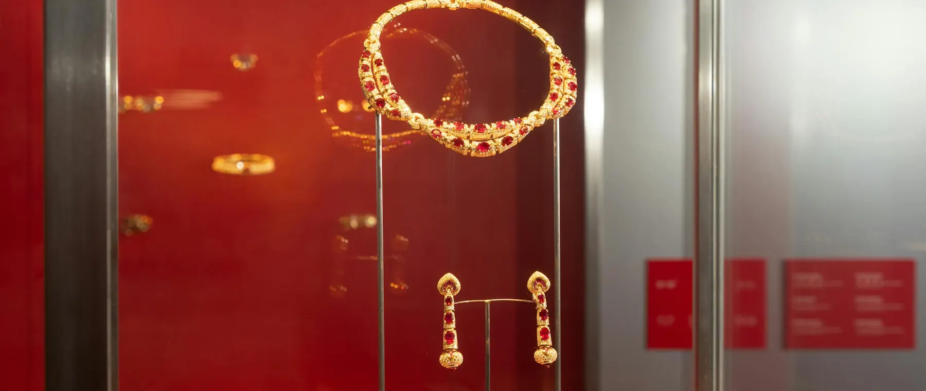 Bvlgari Brings 300 Colour-Driven Jewellery Masterpieces to Shanghai