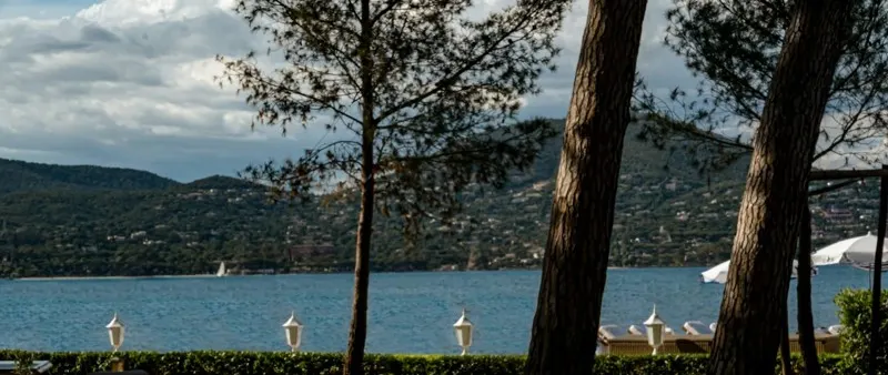 Cheval Blanc St-Tropez Celebrates Seaside Dining from Terrace to La Vague d'Or