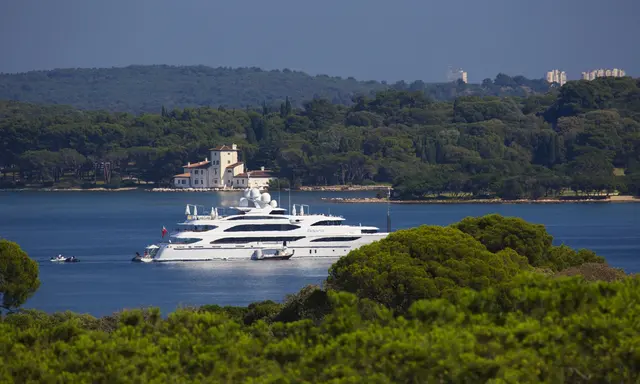Brijuni National Park by Luxury Yacht: Istrian Islands, Roman Ruins and Veliki Brijun