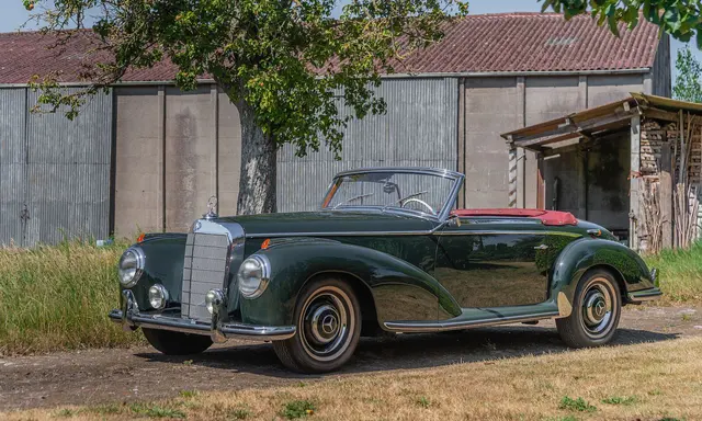 1953 Mercedes-Benz 300 S Roadster Sells for €345,000
