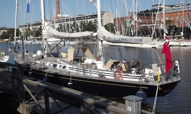 How to Survey and Sea-Trial a 12–24m Yacht Before Buying