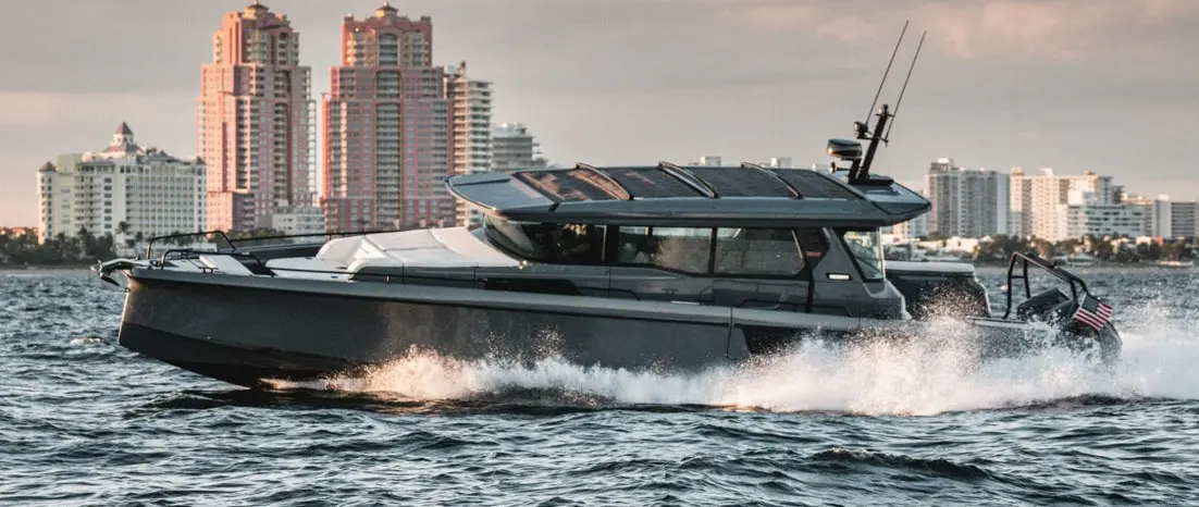 Official image supplied by BRABUS Marine.