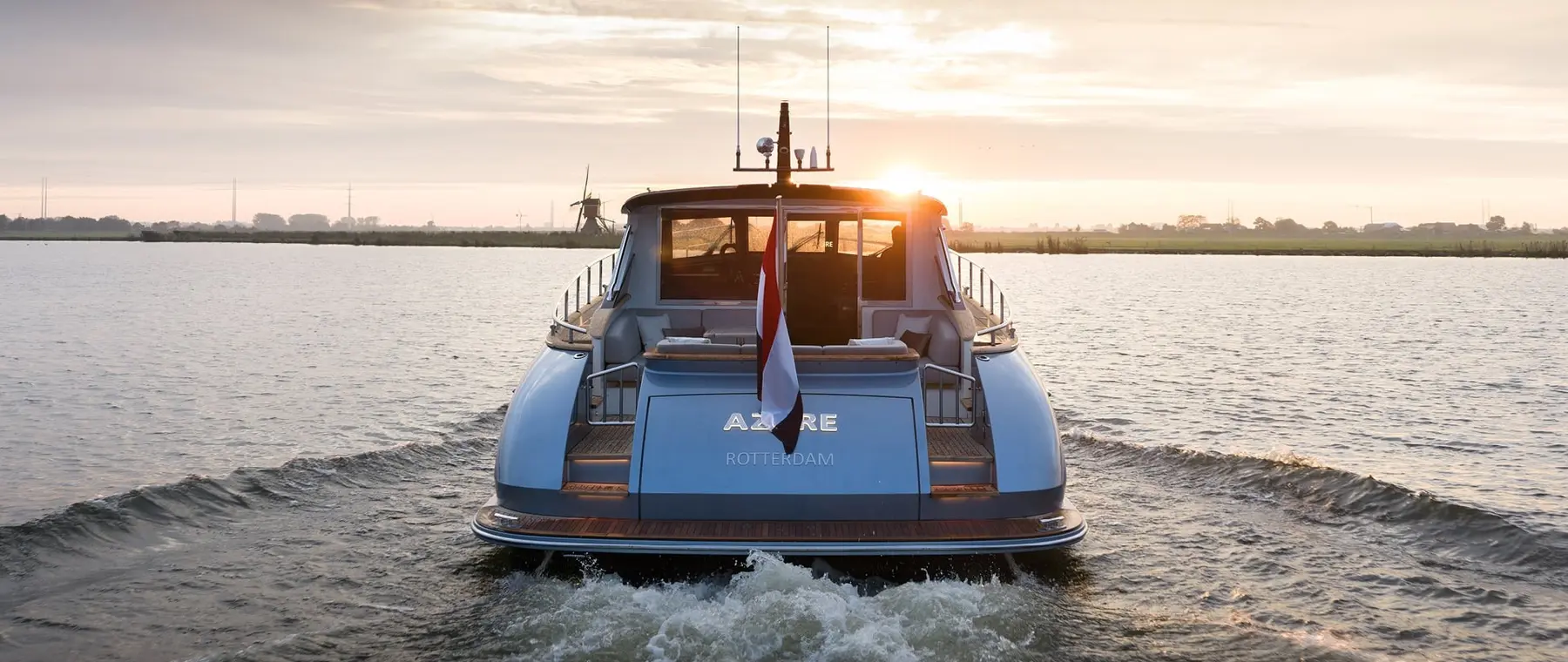 Official image supplied by Mulder Shipyard official photograph of the Favorite 1500 AZURE.