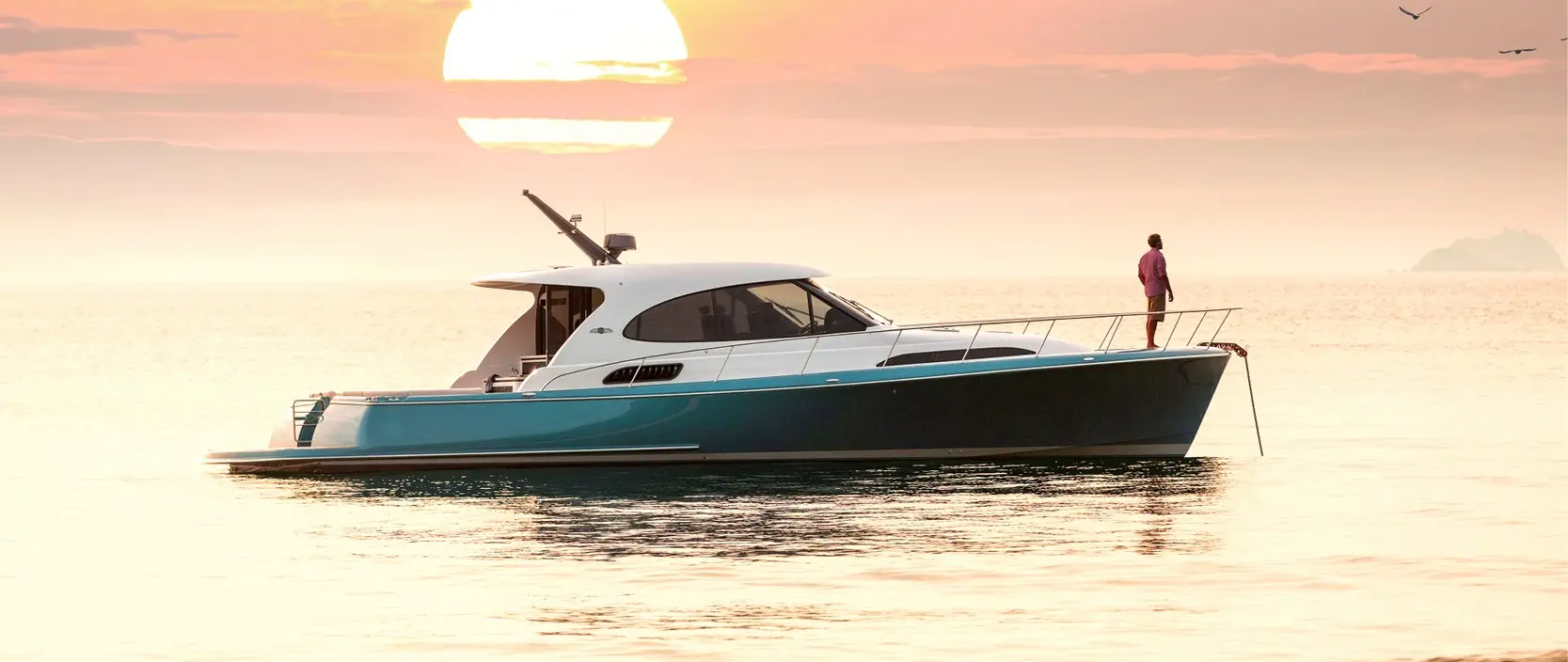 Official image supplied by Palm Beach Motor Yachts.