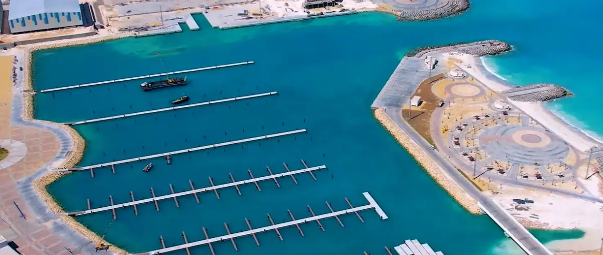 Official image supplied by Marinova Floating Systems official El Alamein New Marina construction photograph distributed with its September 2026 update.