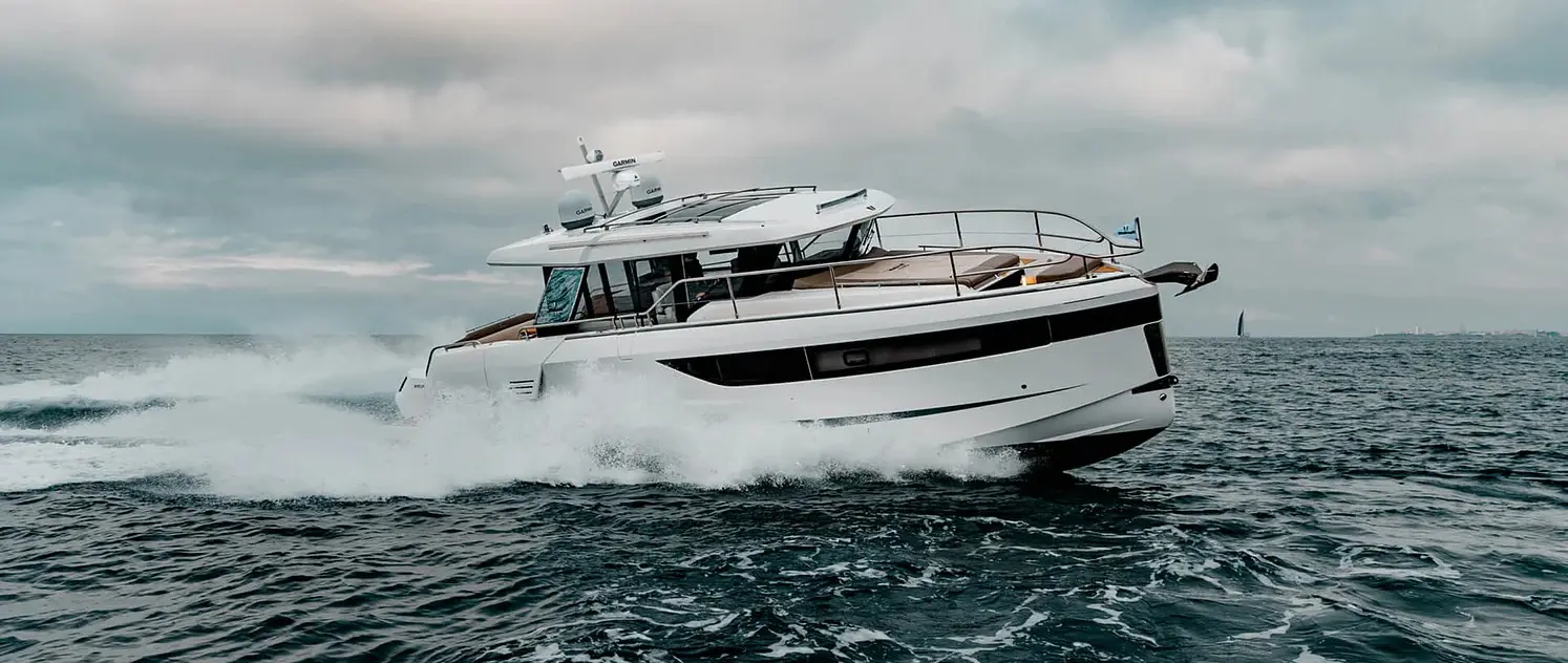 Official image supplied by Wellcraft — official manufacturer on-water photography.
