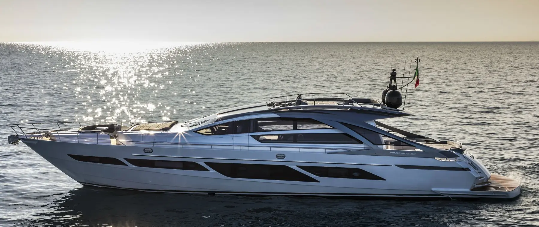 Official image supplied by Pershing (official manufacturer photograph).