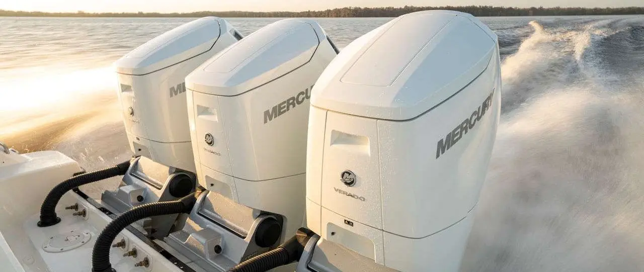 Official image supplied by Mercury Marine outboard installation photograph via PressMare technical feature.