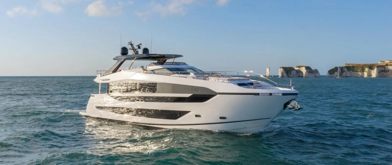 Official image supplied by Sunseeker International — official Cannes Manhattan 94 yacht photograph.