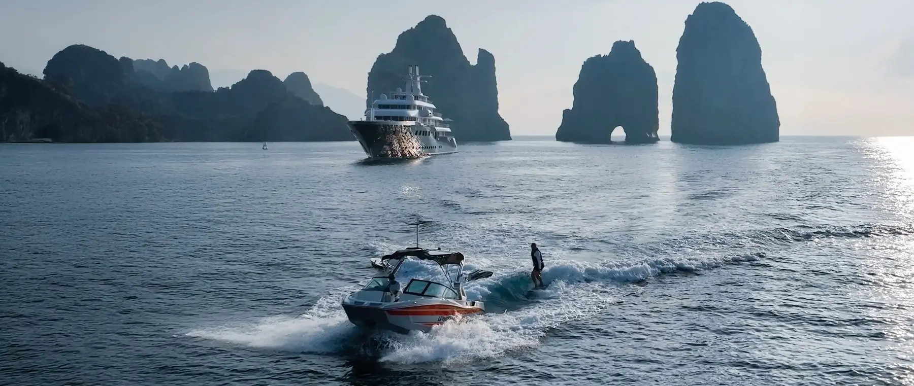 Official image supplied by MasterCraft Boat Company — official tender photograph on the manufacturer yacht-tender page.