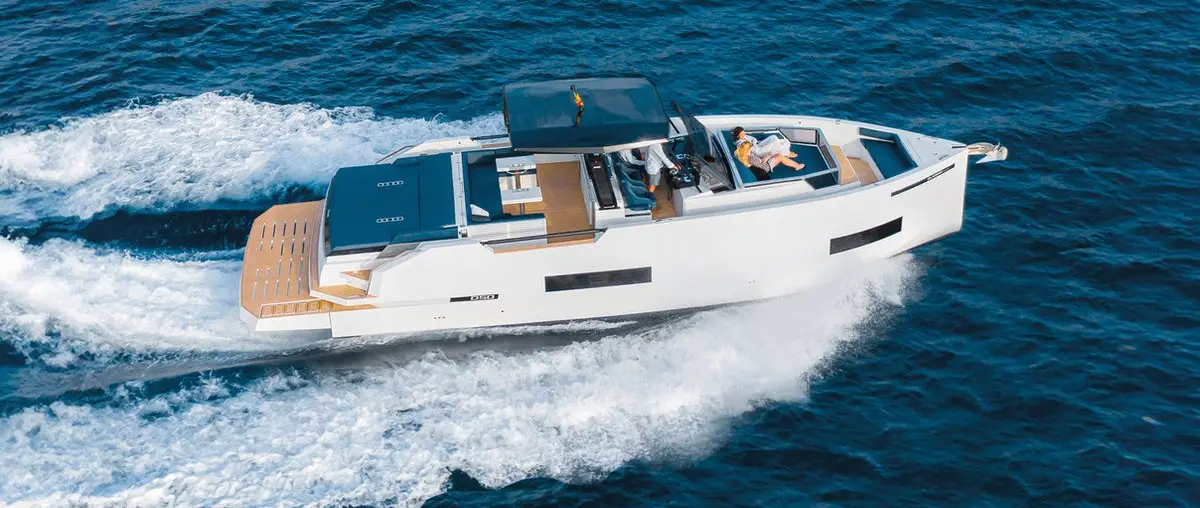 Official image supplied by De Antonio Yachts official exterior photograph of the actual D50 model issued on its product website.