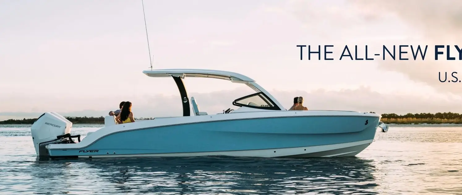 Official image supplied by BENETEAU — official Flyer 30 roadshow photography.