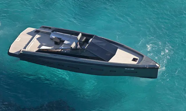 Wallypower58 Makes a 17.65m Day Yacht Feel Like a Beach Club