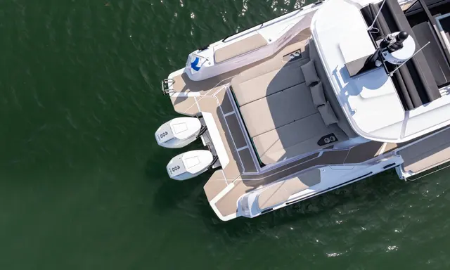 Axopar 45 XC Offers Twin 425hp Power and an All-Weather Cabin