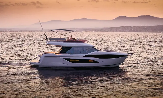 PRESTIGE Opens November Shipyard Days for F-Line and M6