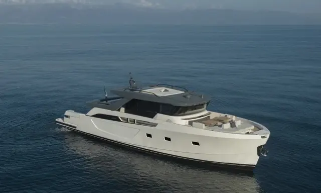 Bluegame BGX73 Brings Owner-Focused Design to a 22.67m Crossover