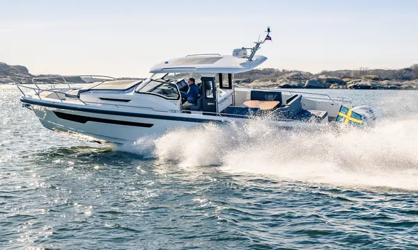 Nimbus T11 Packs Four Berths into a 12.40m Walk-Around Dayboat