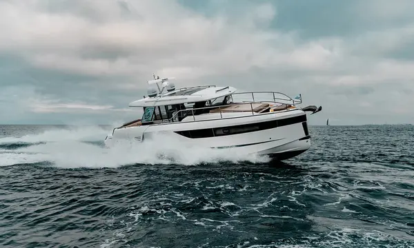 Wellcraft 44 Explorer Brings a Protected Wheelhouse to 13.40 Metres