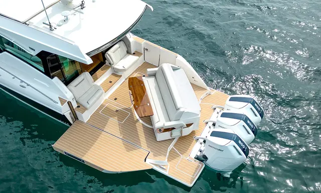 Tiara 48 LE Adds a Rotating Lounge to Triple-V12 Express Cruising