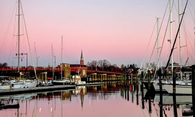 Oyster 495 Brings British Bluewater Cruising to Annapolis Sailboat Show