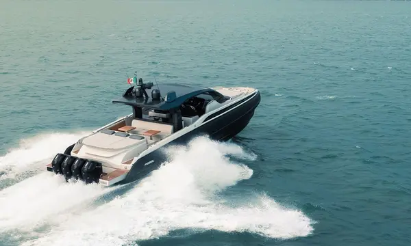 SACS Marine Sets Four-Boat Fort Lauderdale Display and US Base