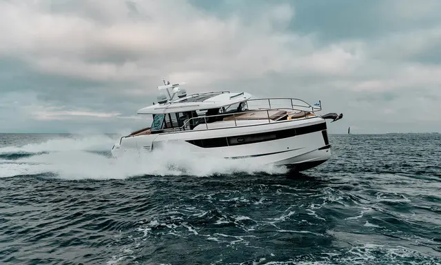 Wellcraft 44 Explorer Brings a Protected Wheelhouse to 13.40 Metres