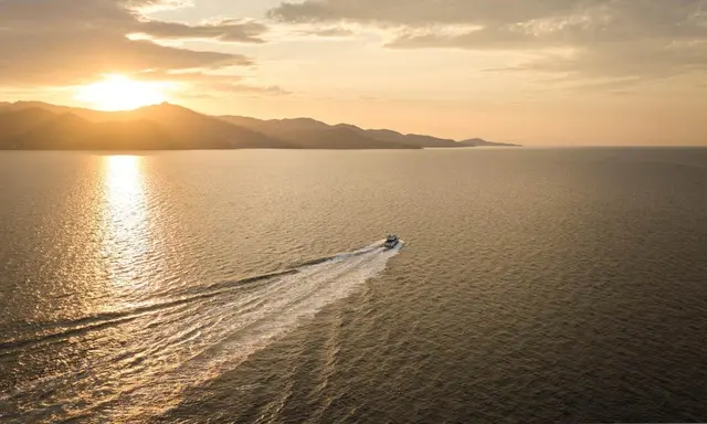 Prestige F5.7: A 17.29m Flybridge Yacht Built Around Three Outdoor Lounges