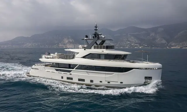 30m Blaundus EBYSHINE Reduced by €1m to €6.9m