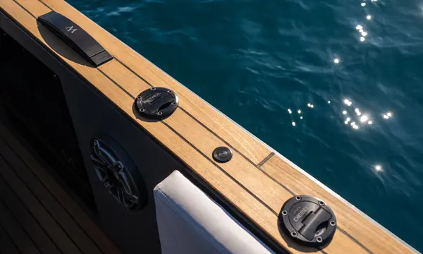 Maxim 44R Brings 13.41m Walk-Around Motor Yacht to Barcelona
