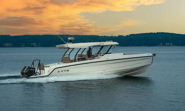 Cruisers Yachts’ O-Marine Establishes Three European Hubs