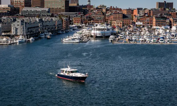 Sabre 51 Salon Express Favorite Daughter Delivered in Maine