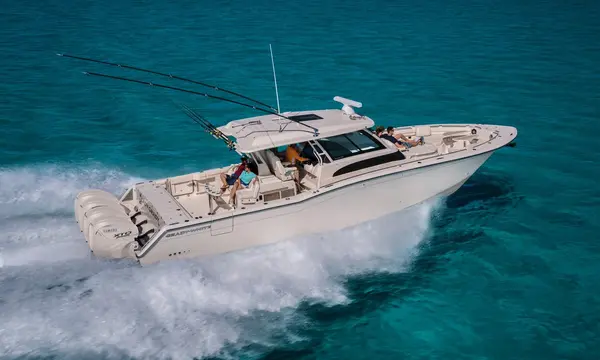 Grady-White Canyon 456 Combines 13.72m Offshore Fishing and Luxury
