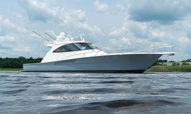 Viking 54 Sport Coupe: American Express Yacht for Long Weekends