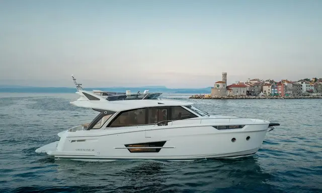 Greenline 45 Fly Makes Solar and Hybrid Systems Part of Family Cruising
