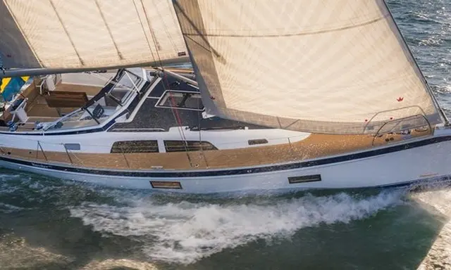 Hallberg-Rassy 370 Wins Norwegian Award and Awaits European Verdict