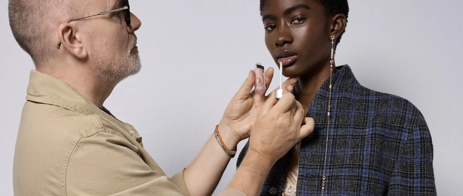 Dior’s Spring 2027 Runway Beauty Introduces a Silver-Eyed Contrast
