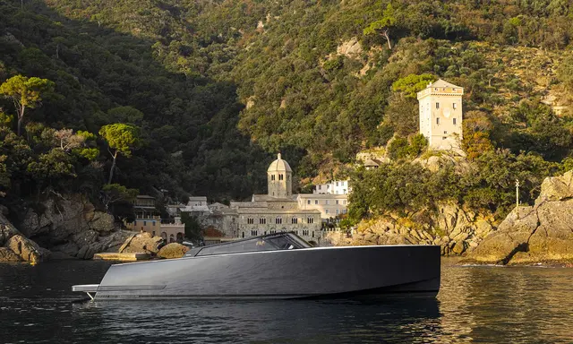 VanDutch 48 Pairs a 14.61m Open Social Deck With Twin Volvo D11 Power