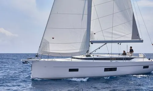 Bavaria C50 Offers Three- to Five-Cabin Sailing Plans