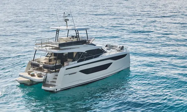 PRESTIGE M48 Keeps 14.78m Power Catamaran Focus on Space, Stability and 20-Knot Cruising