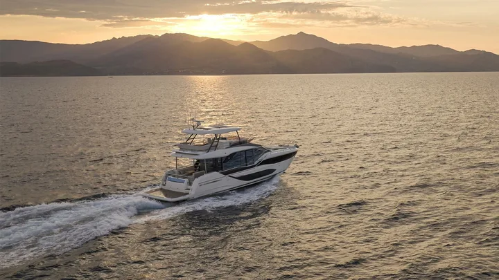 PRESTIGE F5.7 — official model image
