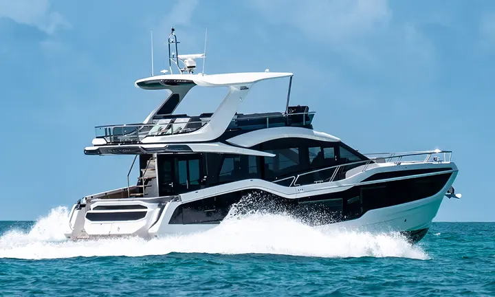 Galeon 560 FLY — official manufacturer image