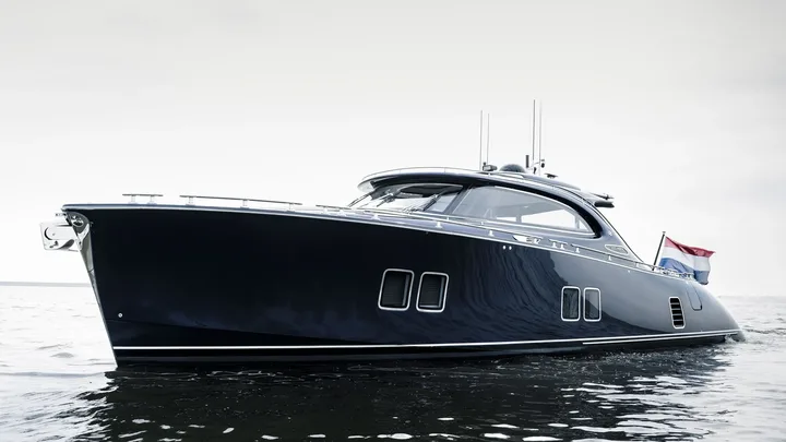 Zeelander 5 — official manufacturer image