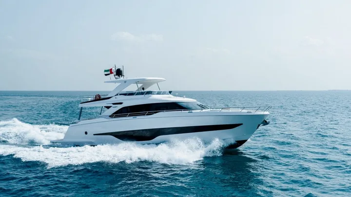 Official Majesty 72 model image from Majesty Yachts.